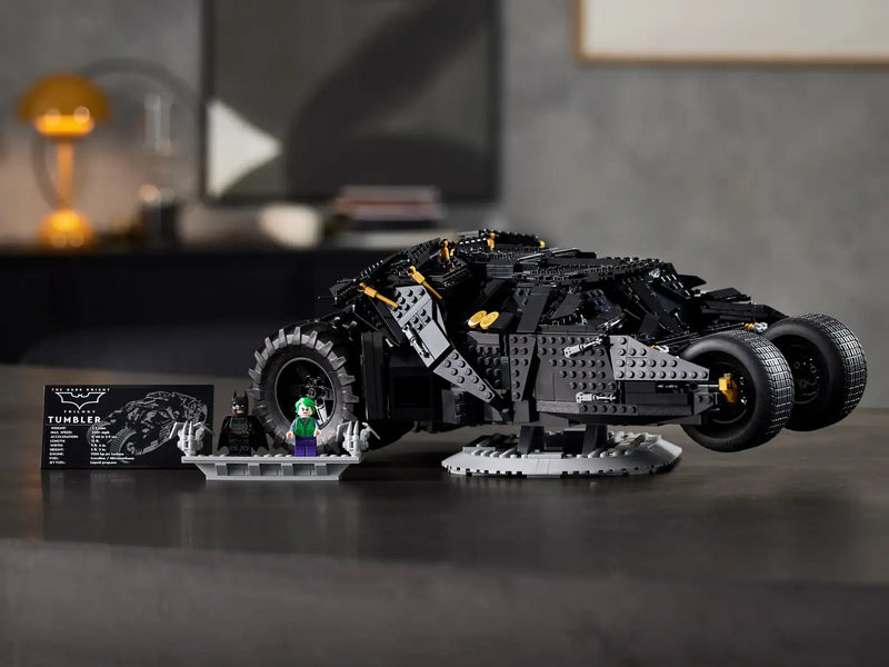 LEGO Batmobile™ Tumbler 76240